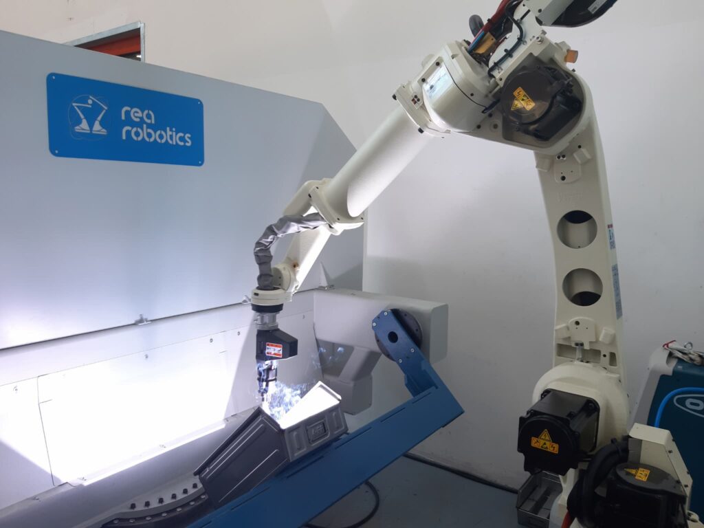Img 15 - Saldatura Robotizzata - Progettiamo sistemi robotizzati per saldatura automatica. Massima precisione e produttività con tecnologia REA Robotics.